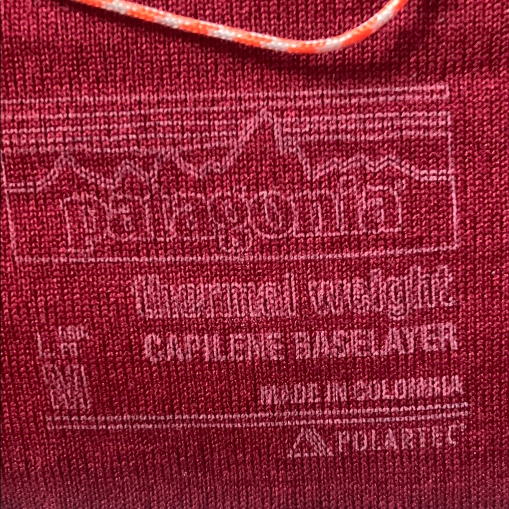 Patagonia Women's capilene thermal weight 1/4 zip hoody burgundy - Picture 4 of 6